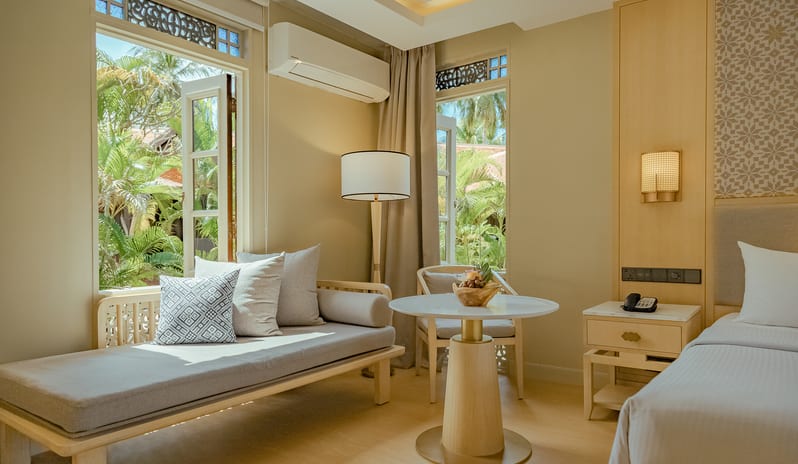 asia-holidays-malaysia-langkawi/pelangi-beach-resort-spa-langkawi-garden-terrace-room-room-daybed